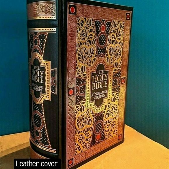 Holy Bible: King James Version  (Leatherbound) | Christian Catholic Bible Gold - Picture 1 of 5